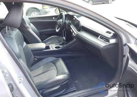 2024 Kia K5 Gt-Line из США, поврежденный, VIN 5XXG64J29RG238560